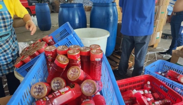 廣州源寶與廣州某食品飲料有限公司合作銷毀的一批過期飲料